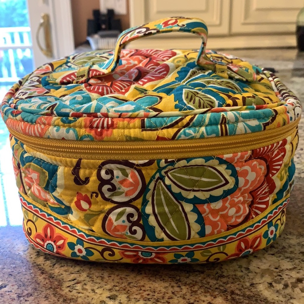 Vera Bradley Round Cosmetic Case in Provencal